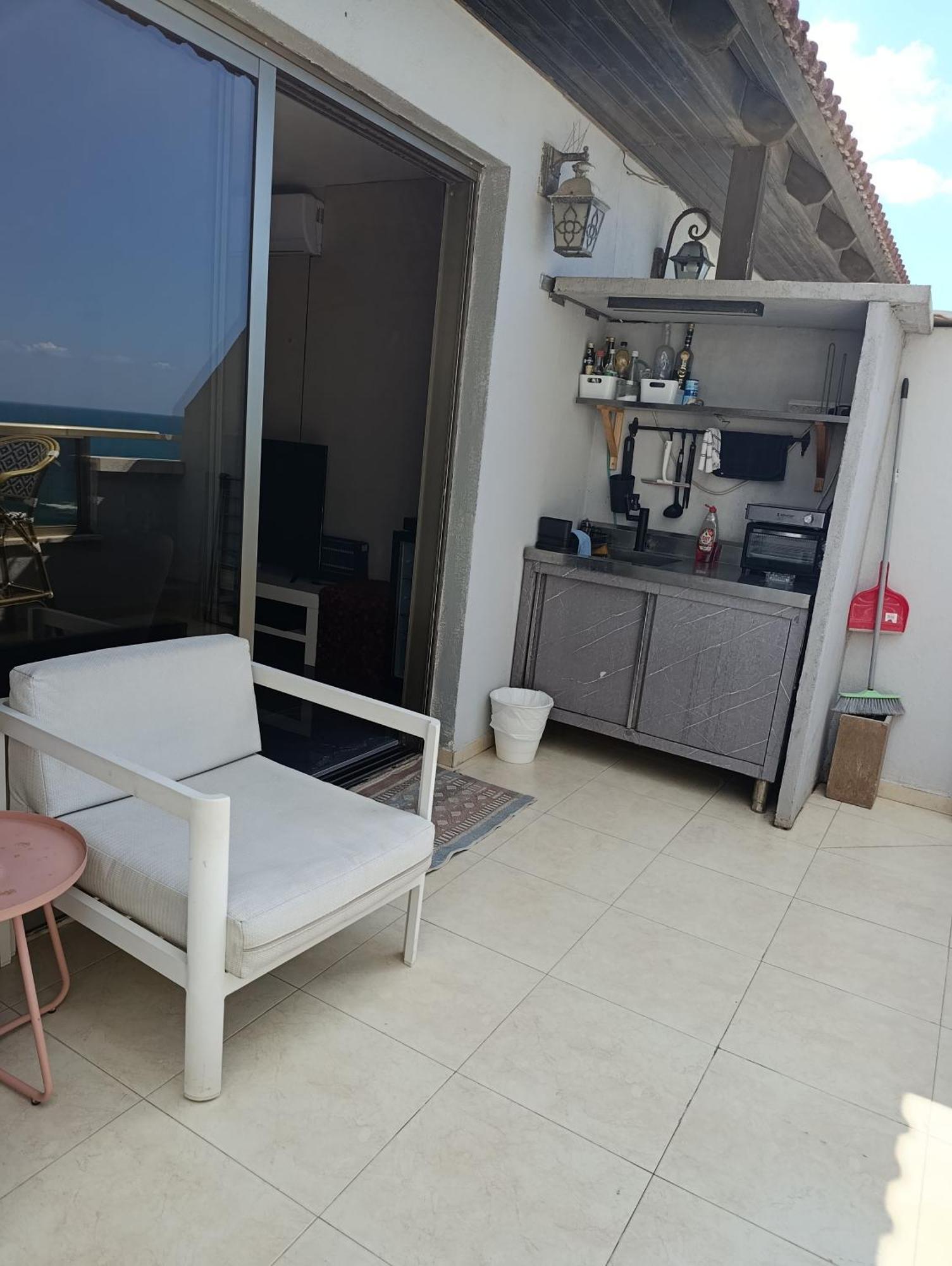 Penthouse Apartment On The Beach بات يام الغرفة الصورة